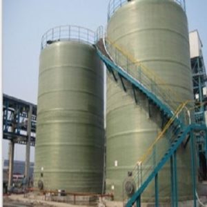 Bồn chứa axit clohydric tinh khiết cao bằng vật liệu composite sợi thủy tinh (FRP).